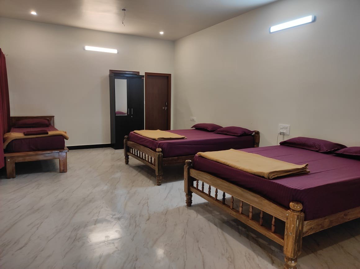 Group Dormitory & Family Stay